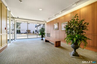 140 Grove St in Stamford, CT - Building Photo - Building Photo