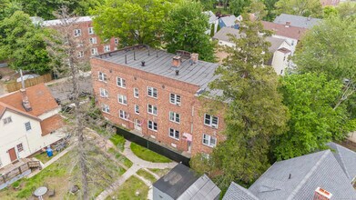 9 Rockville St in Hartford, CT - Building Photo - Building Photo