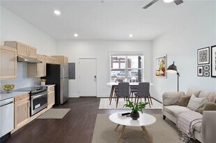 726 E Emma Ave in Springdale, AR - Building Photo