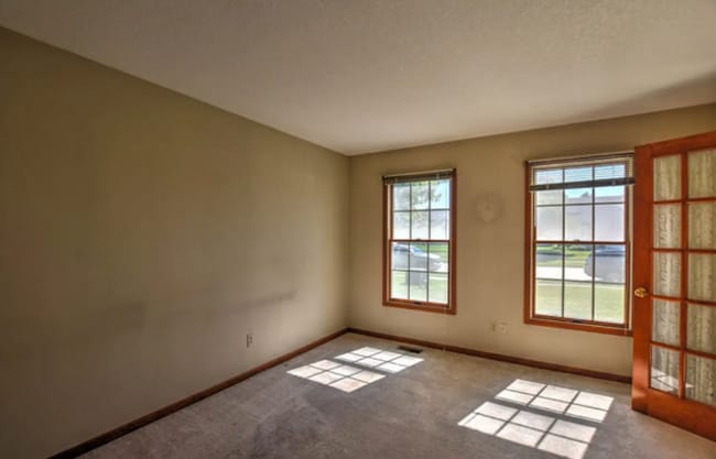 745 Christopher Dr in Forsyth, IL - Building Photo - Building Photo