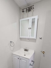 7 Mt Pleasant St, Unit 2L in Worcester, MA - Building Photo - Building Photo