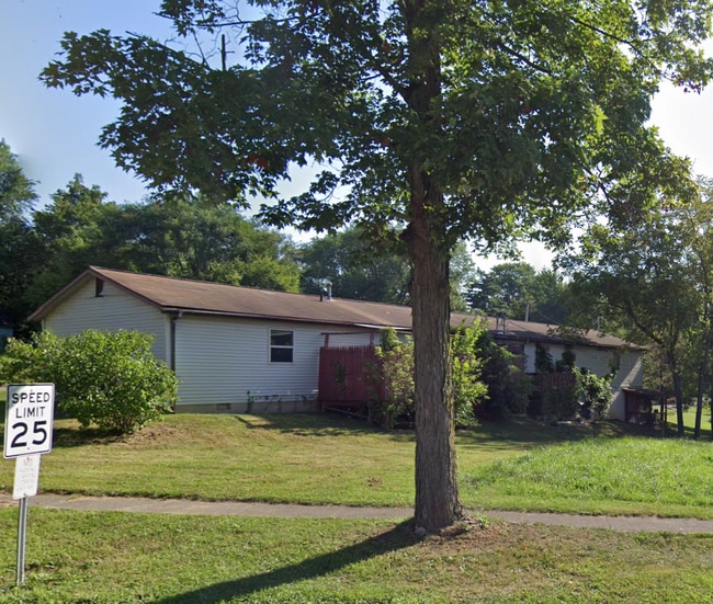 property at 257-259-259 W Elm St