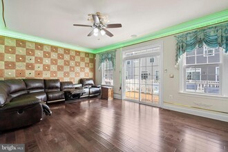 10548 Hinton Wy in Manassas, VA - Building Photo - Building Photo