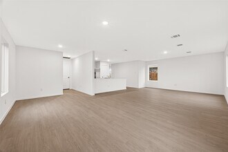 10406 Rocky Trl in Beasley, TX - Building Photo - Building Photo