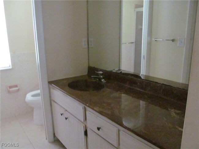 property at 1411 Caywood Cir S