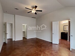 101 Brook Shire in Cibolo, TX - Building Photo - Building Photo