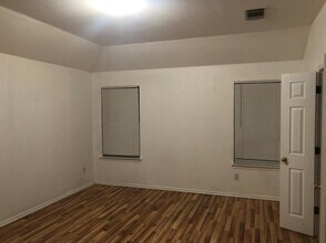 713 Camino Alto Dr in Leander, TX - Building Photo - Building Photo