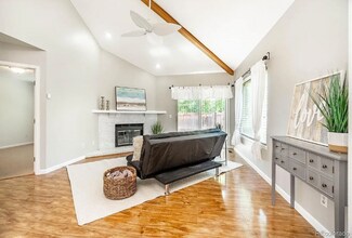 6474 S Harrison Ct in Centennial, CO - Building Photo - Building Photo