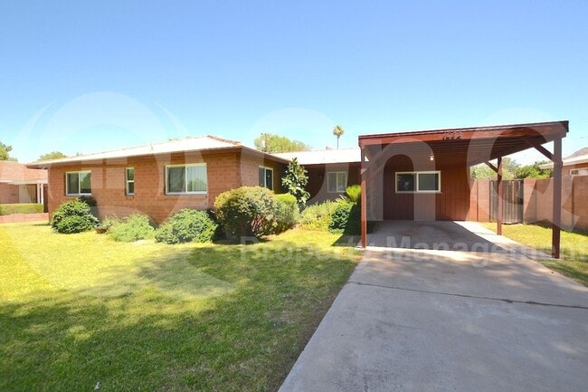 property at 1930 E Solano Dr