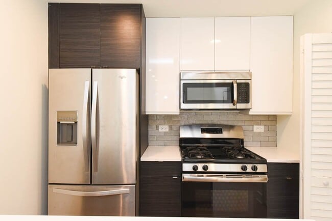 959 W Grace St in Chicago, IL - Building Photo - Building Photo