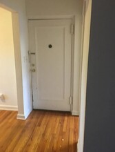 227 Prospect Ave, Unit F in Hackensack, NJ - Foto de edificio - Building Photo