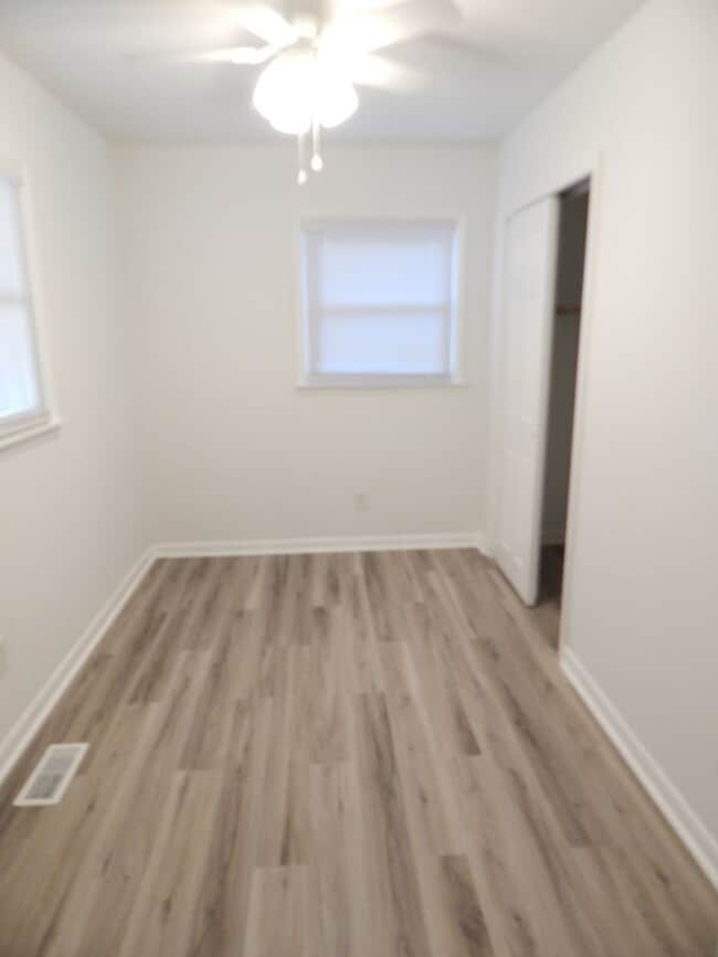 4910 Wrightsville Ave in Wilmington, NC - Building Photo - Building Photo