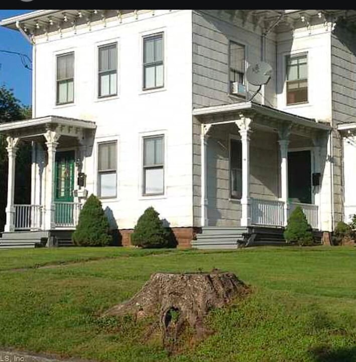 10 Wall St, Unit First floor in Middletown, CT - Building Photo