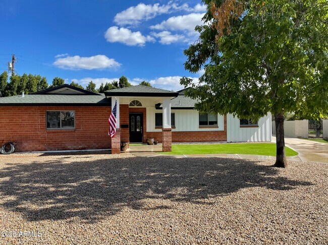 4221 N 31st St in Phoenix, AZ - Building Photo - Building Photo