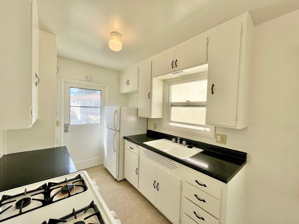 4626-4630 Newport Ave in San Diego, CA - Building Photo