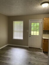 1001 Caroline Dr in Oak Grove, KY - Building Photo - Building Photo