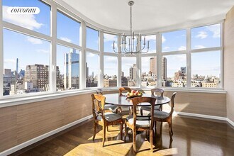 181 E 90th St in New York, NY - Building Photo - Building Photo