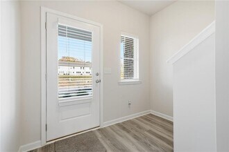 3966 Oakwood Ter Ct in Oakwood, GA - Building Photo - Building Photo