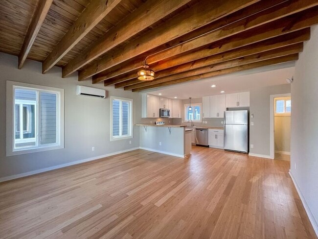54 W Cascade St in Asheville, NC - Building Photo - Building Photo