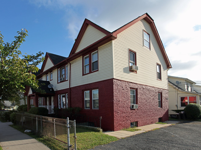 1381 Stanton Ave in Elizabeth, NJ - Building Photo - Building Photo