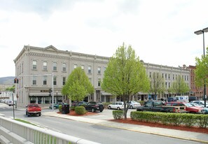 10 Holden St in North Adams, MA - Building Photo