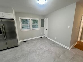 30 Calcium Cir in Chase City, VA - Building Photo - Building Photo