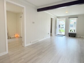 1091 Marion Ave in Windsor, ON - Building Photo - Building Photo
