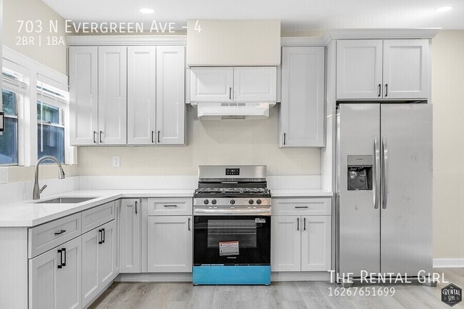 703 N Evergreen Ave in Los Angeles, CA - Building Photo - Building Photo