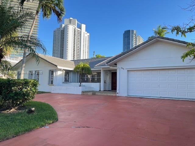204 191st St in Sunny Isles Beach, FL - Building Photo - Building Photo