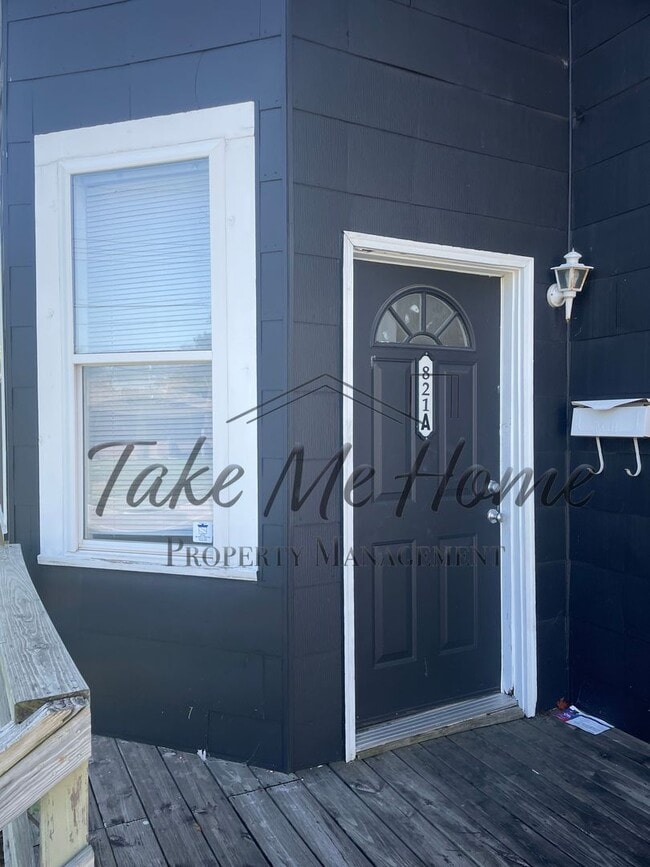 821 S Campbell Ave in Springfield, MO - Building Photo - Building Photo