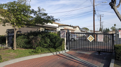 Patio Apartments in Montclair, CA - Building Photo - Building Photo