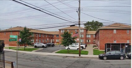 646-662 Port Richmond Ave in Staten Island, NY - Building Photo - Building Photo