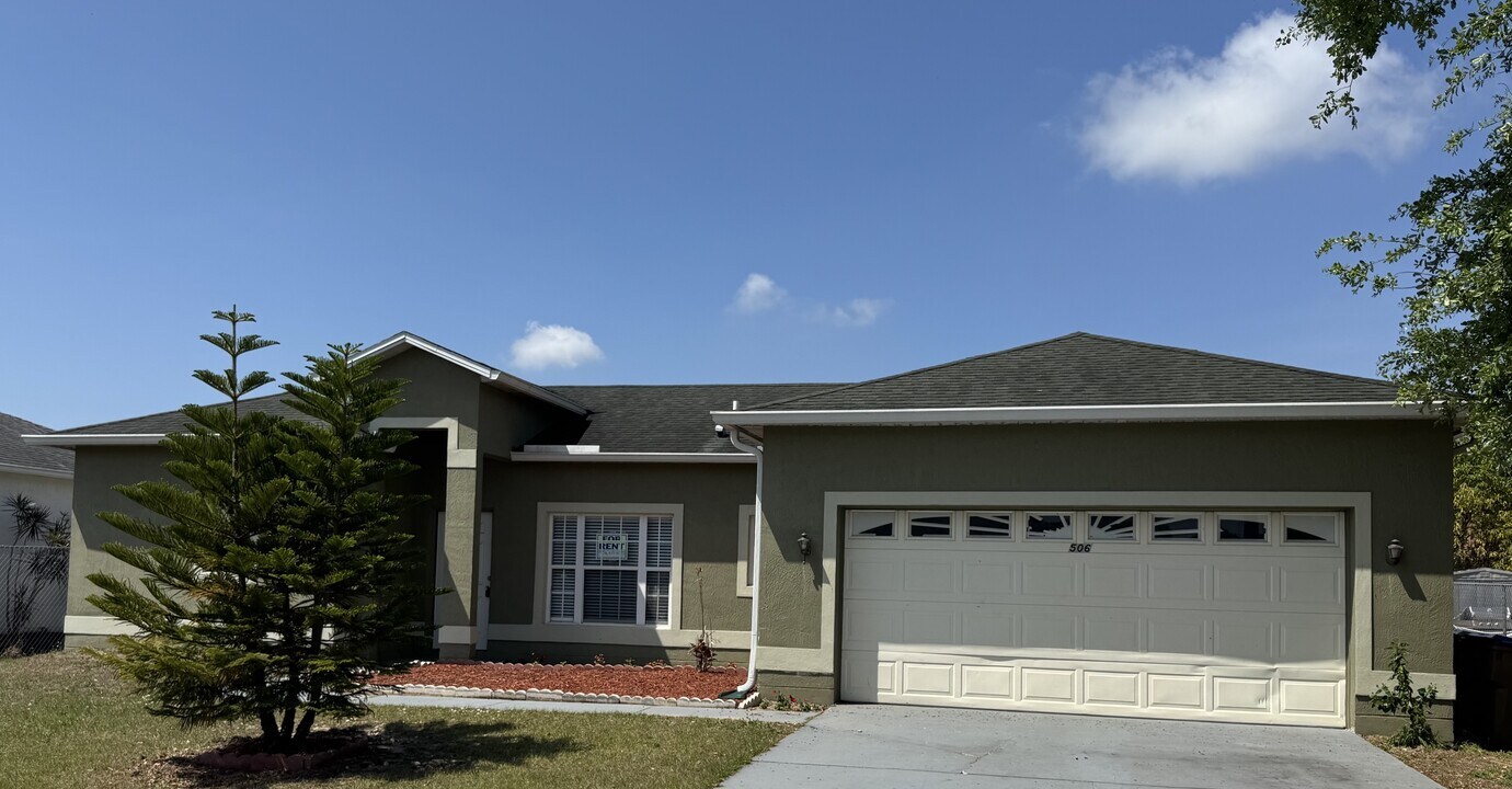 506 Brighton Ct in Kissimmee, FL - Building Photo