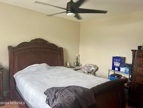 672 Shore Concourse in Keyport, NJ - Building Photo - Building Photo