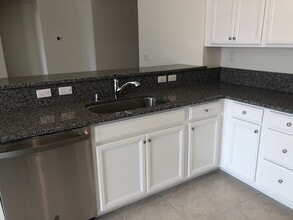 139 San Joaquin Dr in Dayton, NV - Building Photo - Building Photo