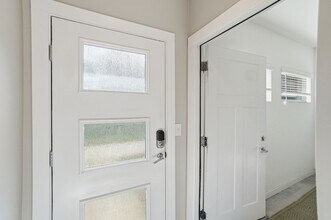 523 Sedgefield Park Dr in Charlotte, NC - Building Photo - Building Photo