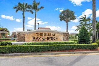 9329 SW 227th Terrace in Cutler Bay, FL - Building Photo - Building Photo