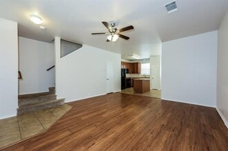 4129 Macy Ln in Fort Worth, TX - Foto de edificio - Building Photo