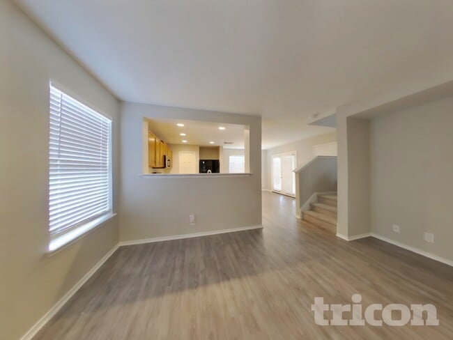 3839 Cherokee Blvd in New Braunfels, TX - Foto de edificio - Building Photo