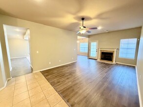 2827 N Cassius Ln in Fayetteville, AR - Building Photo - Building Photo