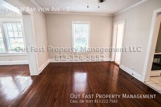 2920 W Bay View Ave in Tampa, FL - Building Photo - Building Photo