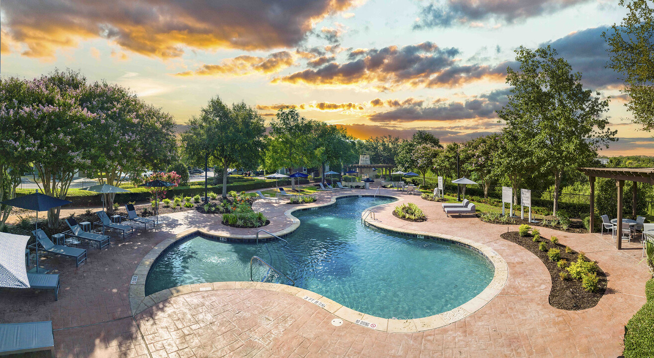 MAA Onion Creek in Austin, TX - Building Photo