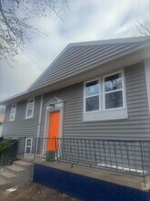 3140 SW Crest Dr in Topeka, KS - Building Photo - Building Photo