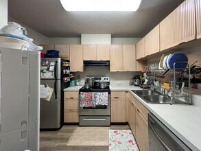 3446 NW 37th Ave in Gainesville, FL - Building Photo - Building Photo