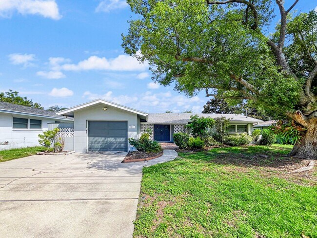 property at 1031 Honeysuckle Rd