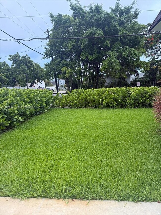 1800 NW 18th Terrace in Miami, FL - Building Photo - Building Photo