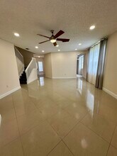 20970 Vía Oleander in Boca Raton, FL - Building Photo - Building Photo