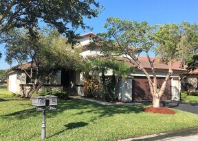 1989 Sacramento in Weston, FL - Building Photo