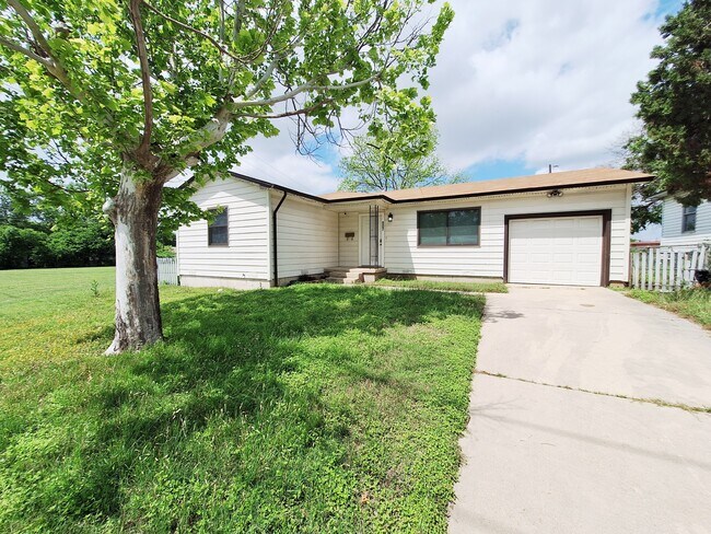907 Jefferis Ave in Killeen, TX - Building Photo - Building Photo