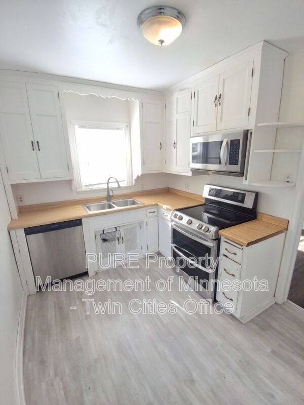 property at 2632 Toledo Ave S